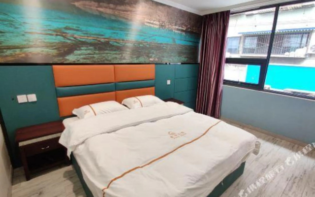 Xinyi Business Hostel