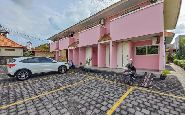 Oyo 90568 Kawaii Apartments