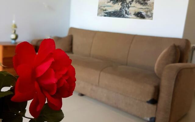Elia Guesthouse