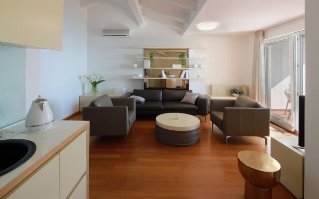 New Luxury Apartments