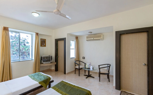 Treebo Niraali Executive, Hinjewadi