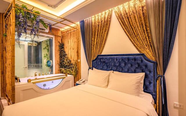 Mai Hotel