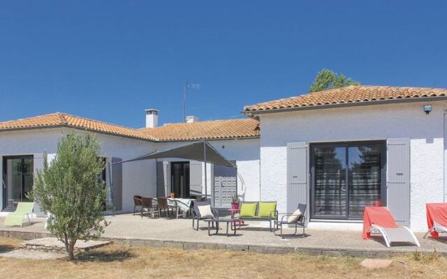 Alluring Holiday Home in Saze With Private Swimming Pool