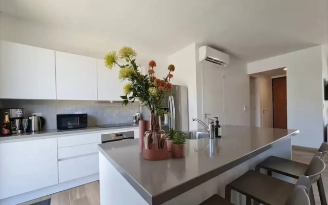 Luxury townhouse with pool in PALM BEACH
