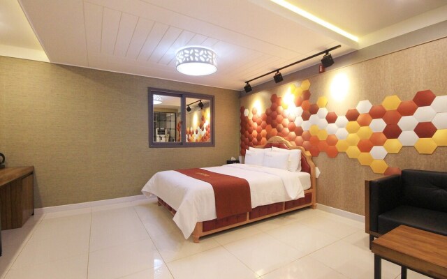 Iksan Feel Self Check-in Motel