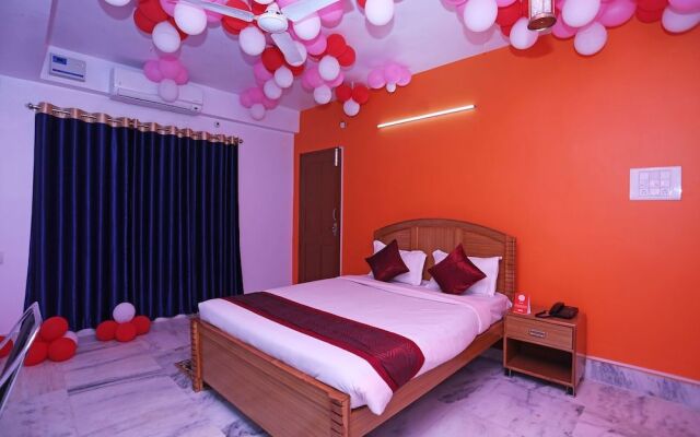 OYO 10994 Hotel Luxury INN