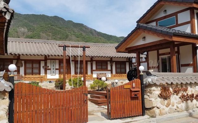 Danyang Sobaeksan Hanok Pension