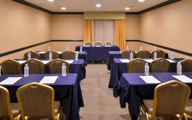 Hotel Chino Hills