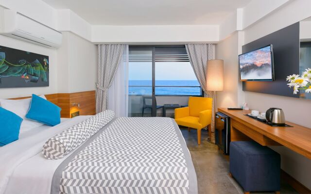 Floria Beach Hotel