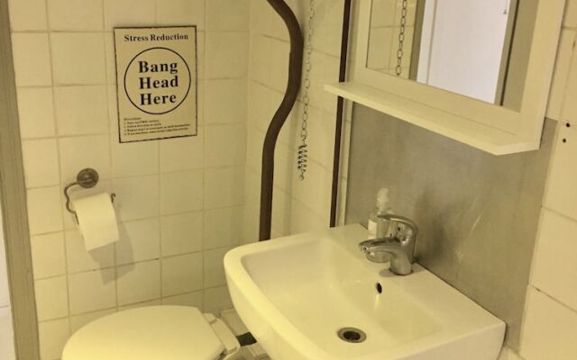 2 Bedroom Central Brighton Apartment
