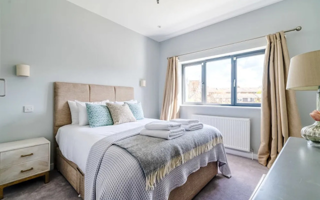 Grandeur Islington Home