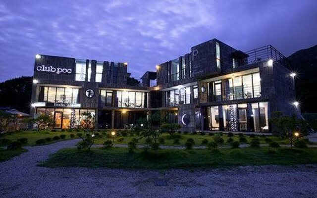 Ganghwado (Seokmodo) Club Poc Pension (Building B)