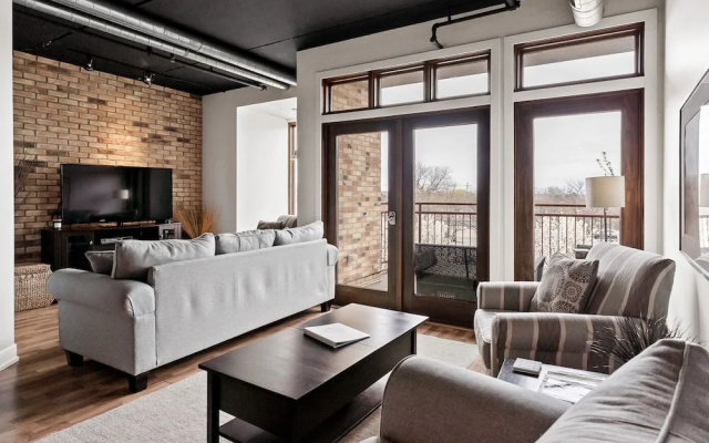 Luxurious 2BDR Loft-Condo Grand Haven 12