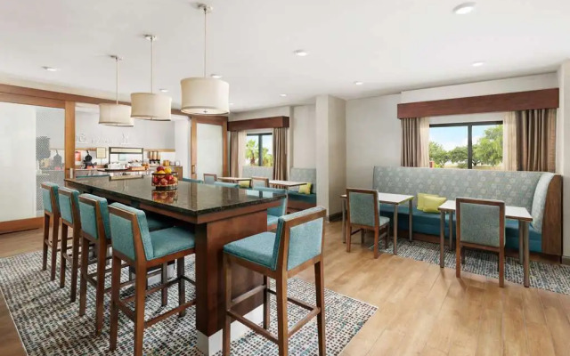 Hampton Inn Houston Hobby Airport