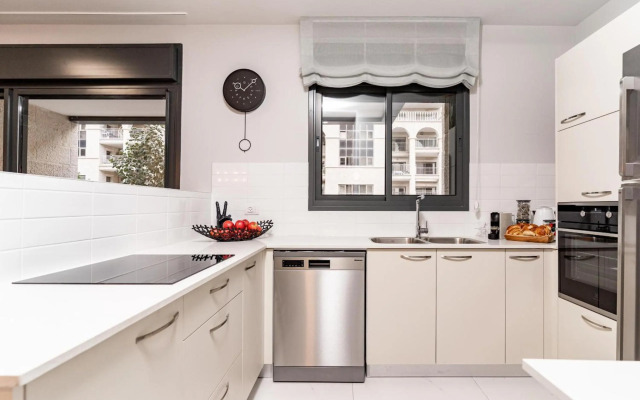 Designed 2BR with 2 bathroom, Terrace and Parking