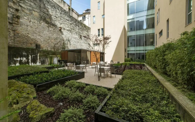 Moov Hotel Porto Centro