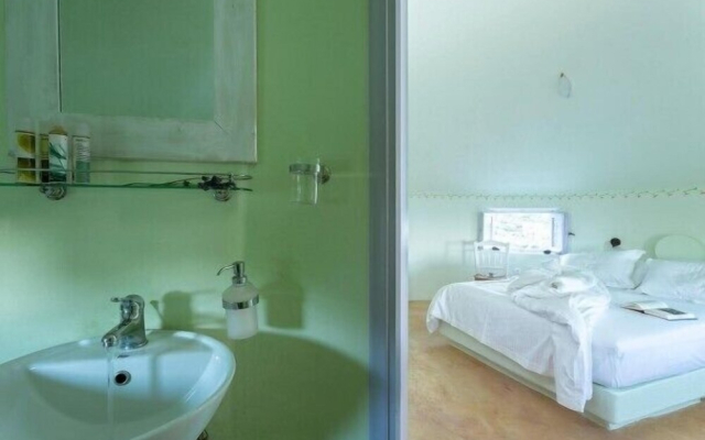 Lilac Windmill Villa