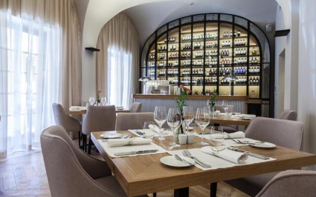 Mamaison Le Regina Boutique Hotel