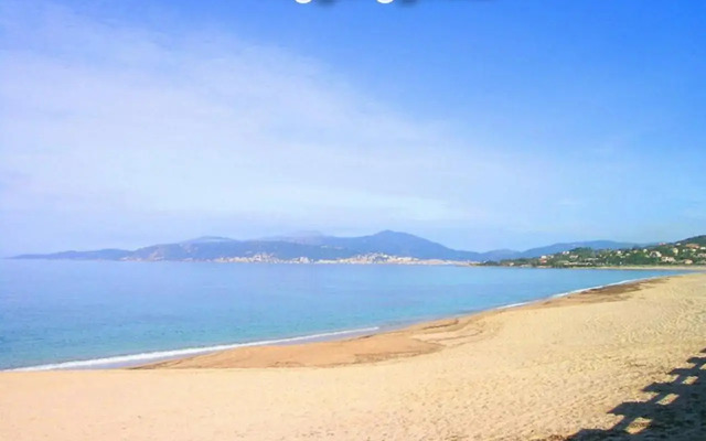Vue mer panoramique plage 30m. Porticcio