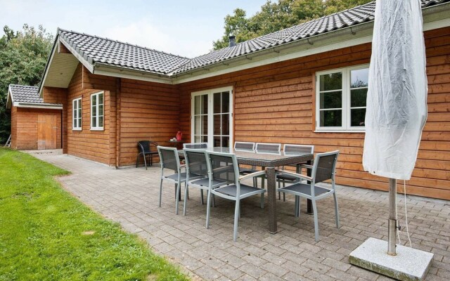 Spacious Holiday Home in Toftlund With Whirlpool
