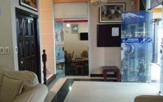Hotel Savoy