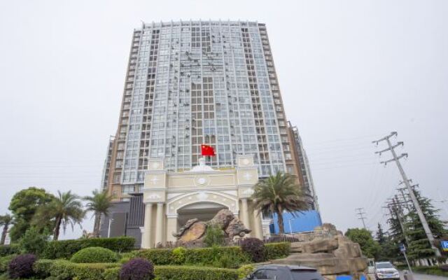 Malata Carrey International Hotel (Wuhan Textile University tanxinpei Park Subway)