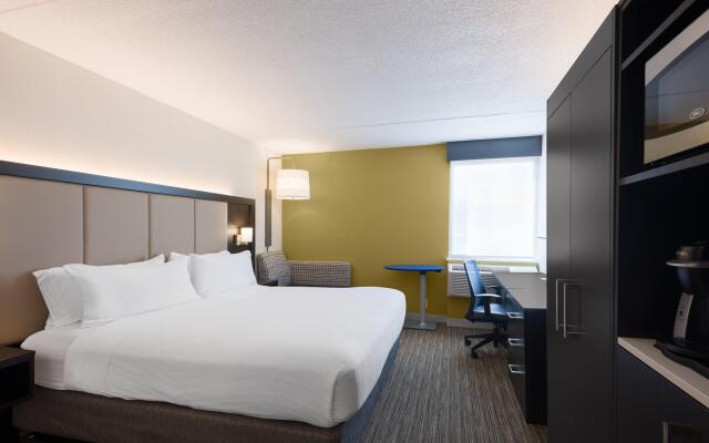 Holiday Inn Express Ramsey-Mahwah, an IHG Hotel