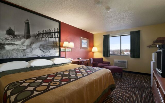 Super 8 By Wyndham Kalamazoo