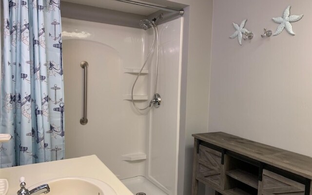 York Street - Y103-wr by Getaway