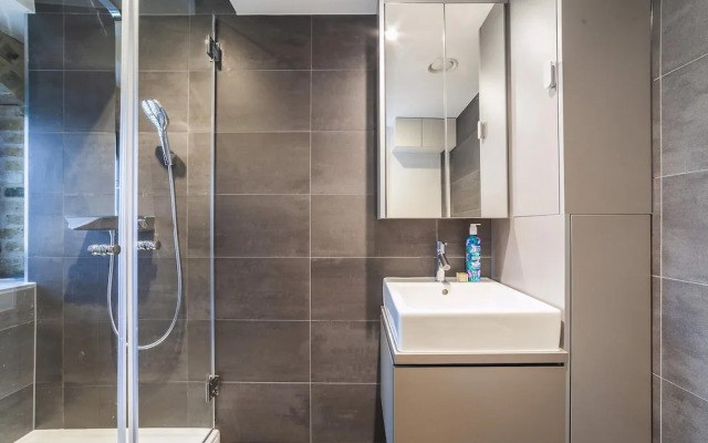 Industrial-chic Flat Near Tower Bridge