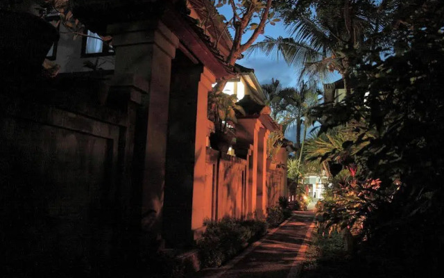 Warsa's Garden Bungalows And Spa