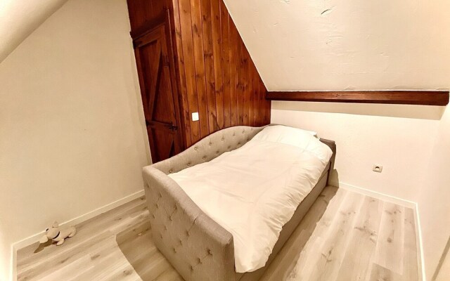 Spacious Holiday Home in Middelkerke near Belgian Coast