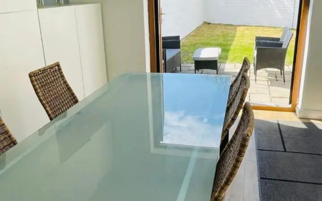 Modern City Centre House