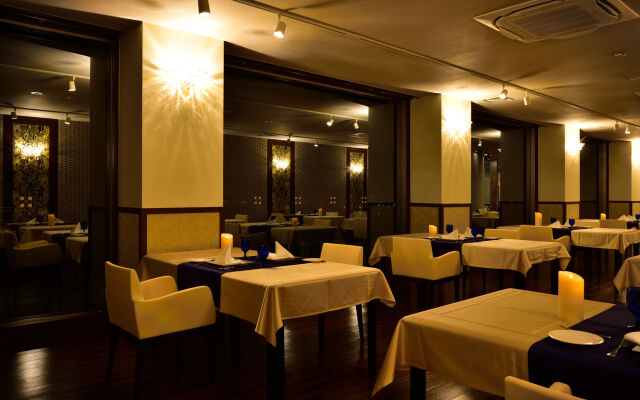 Fontaine Bleau Atami