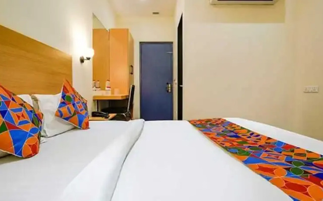 Fabhotel Vista Suites I