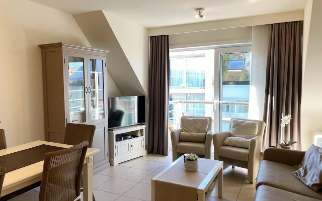 Apartment in Nieuwpoort by the Beach