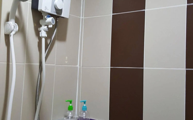 Bangkok Check Inn - Hostel