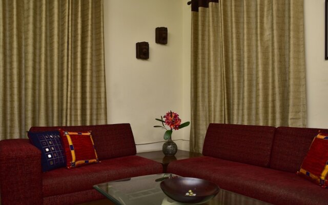 Woodpecker - 2 Bedroom Service Apartment