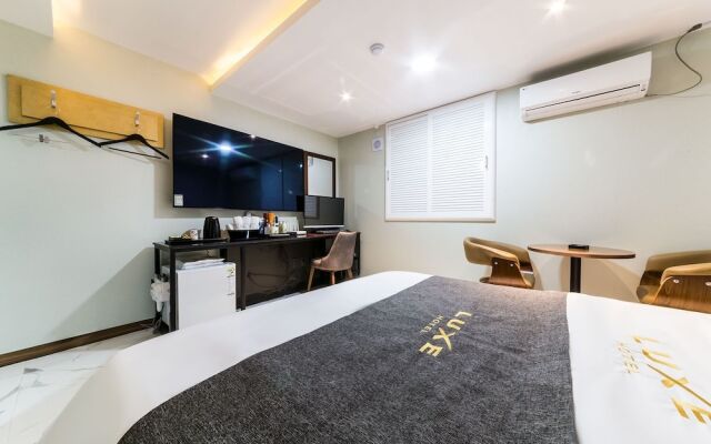 Goyang (Jugyo) Luxe