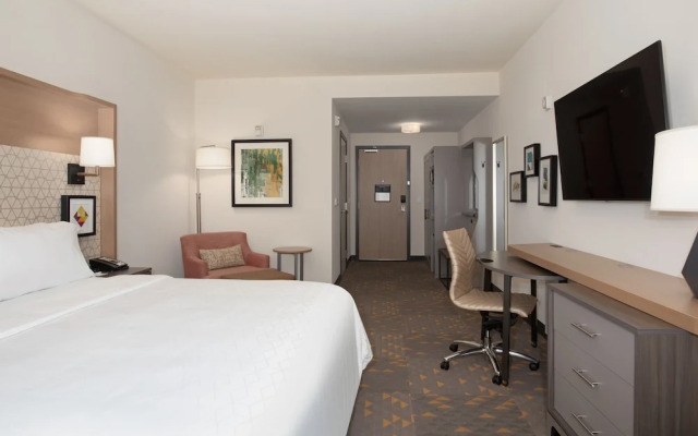 Holiday Inn Glendale - Stadium & Ent District
