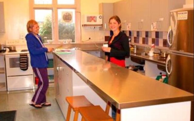 Kiwi House - Hostel