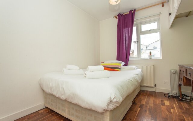 2 Bedroom Flat Near Notting Hill
