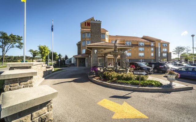 Monte Carlo Inn Barrie Suites