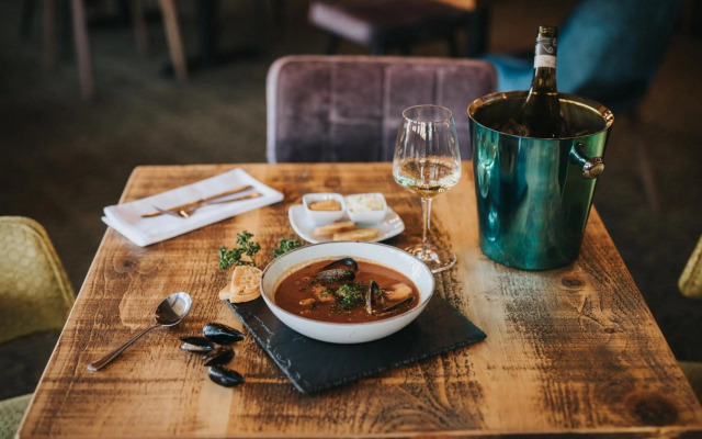 Hall Farm Hotel & Restaurant