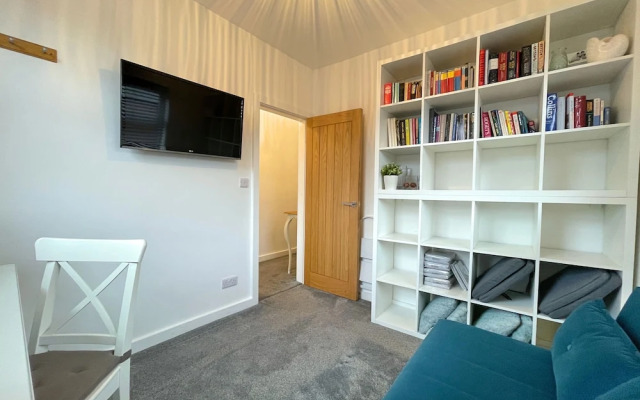 Lovely Comfortable 3BR Property