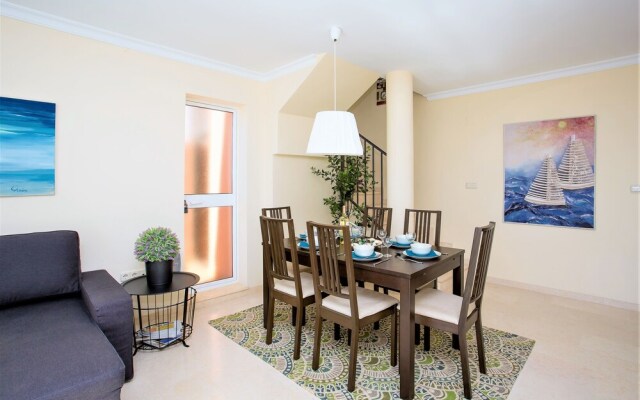 Spectacular views 2 Bed Duplex Penthouse JD31