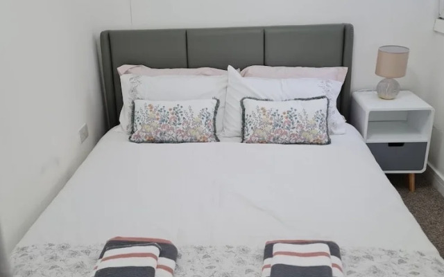 Penlea 1-bed Flat With Harbour View in Tarbert