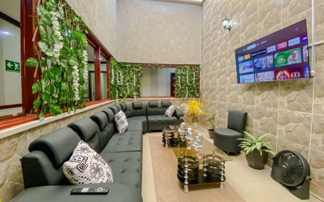 Hotel Imperio Real