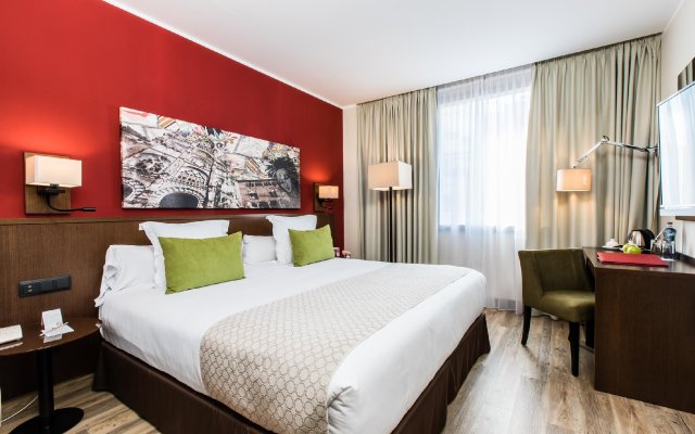 Отель Leonardo Hotel Barcelona Gran Via