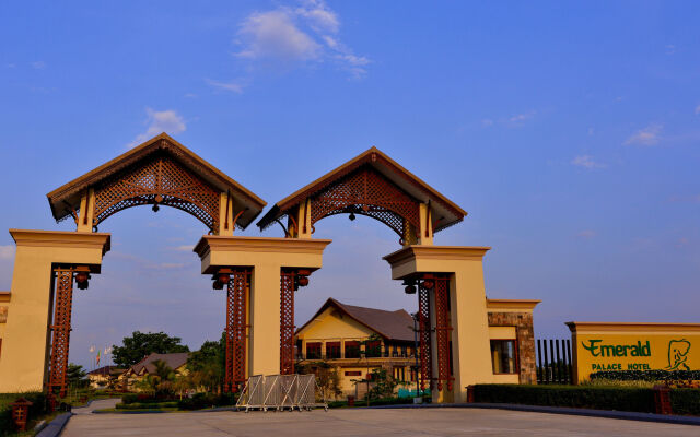 Emerald Palace Hotel
